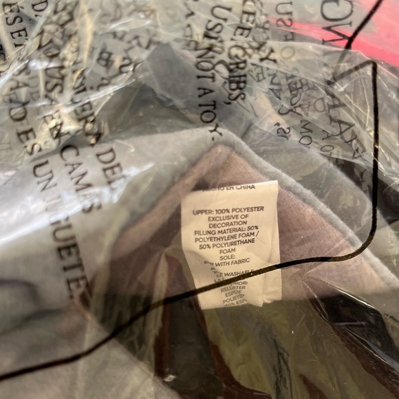 Las Vegas Raiders Foco Big Team Logo Scuff Slippers - Picture 8 of 8